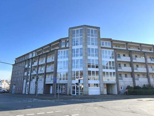 Bild 1 - PURNHAGEN-IMMOBILIEN - Vegesack - geräumige Eigentumswohnung mit Balkon u. Garagenstellplatz!