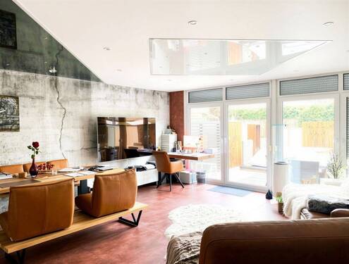 Wohnbereich mit Blick zum Garten - 