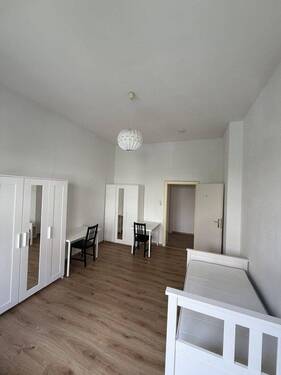 Zimmer 2 - 