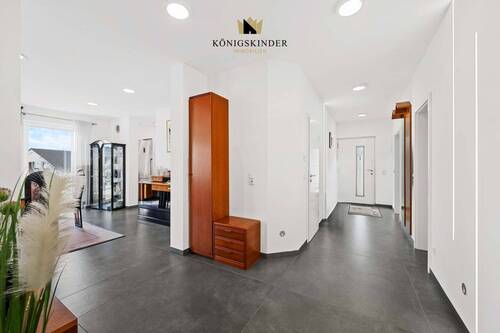 ...schöner offener Eingangsbereich... - 