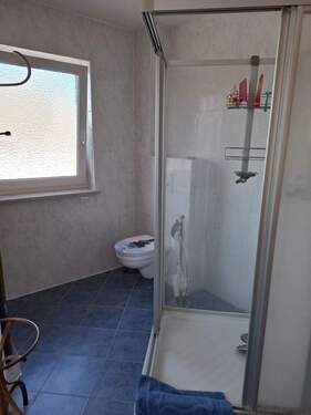 Badezimmer OG -WC und Duschecke - 