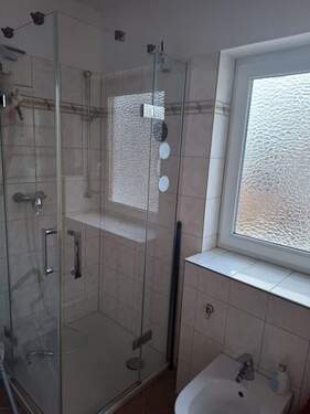 Badezimmer EG - Duschecke mit Bidet - 