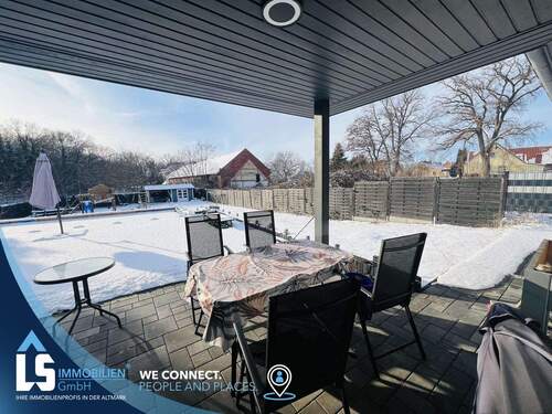 Überdachte Terrasse - 