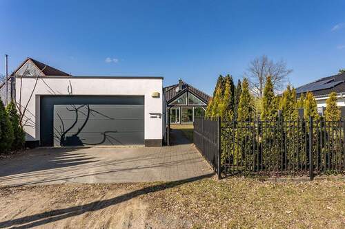 Haus mit Garage - 5 Zimmer Einfamilienhaus zum Kaufen in Fredersdorf-Vogelsdorf