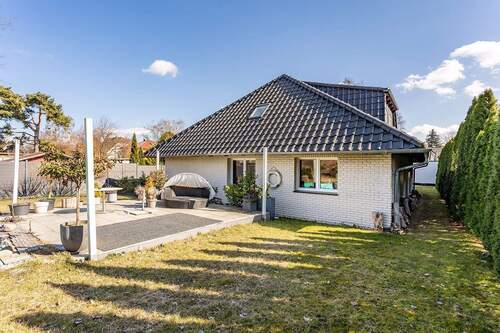 Außenansicht - 5 Zimmer Einfamilienhaus in Fredersdorf-Vogelsdorf