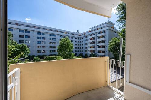 Balkon - 3 Zimmer Etagenwohnung zum Kaufen in München