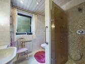 EG: Badezimmer - 