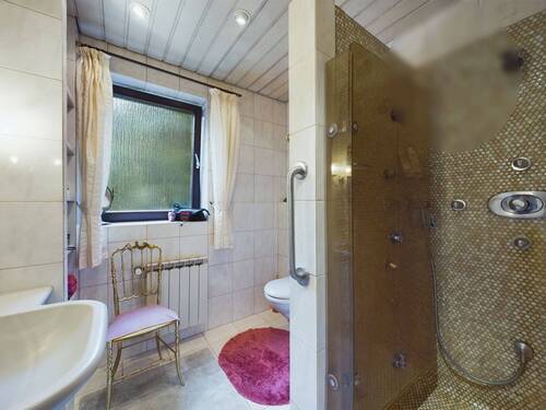 EG: Badezimmer - 