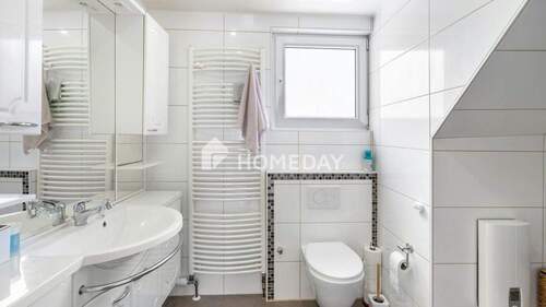 1. OG Badezimmer 1 - 