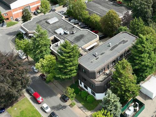 Beide Gebäudeteile - 