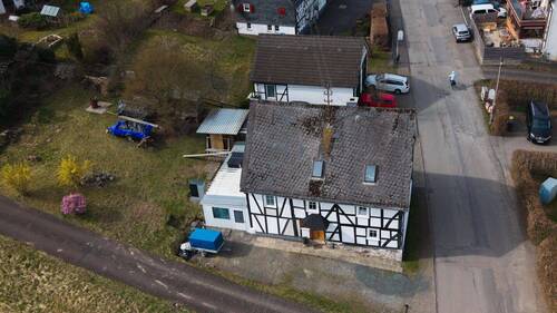 Aussenansicht - 9 Zimmer Einfamilienhaus zum Kaufen in Siegen