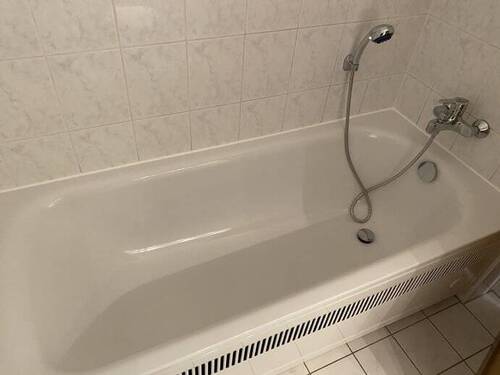 innenliegendes Bad mit Wanne - 
