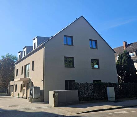Modernes Ziegelgebäude Dachau - 3 Zimmer Etagenwohnung zur Miete in Dachau