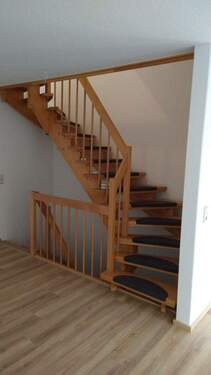 Treppe EG von Wohnzimmer - 