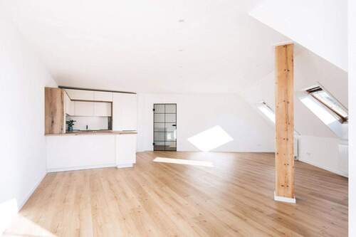 Bild 1 - Helle Zwei-Raum-Wohnung mit offener Wohnküche in Top-Lage!