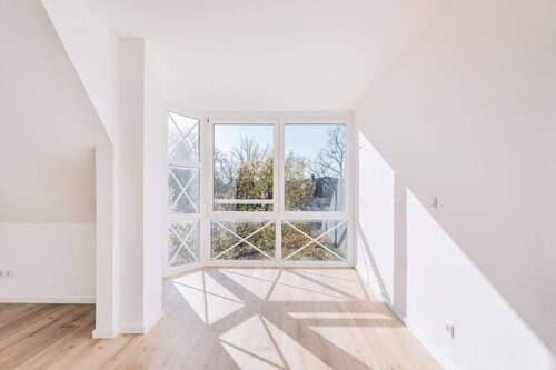 Bild 2 - 2 Zimmer Etagenwohnung zum Kaufen in Dresden