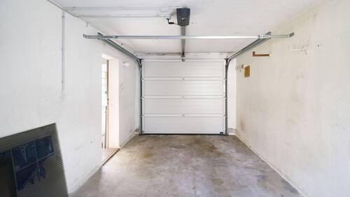 Garage - 