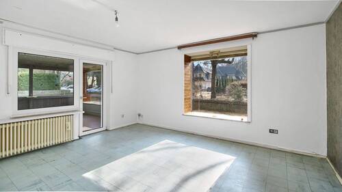 Zimmer 2: Wohnzimmer mit Zugang zum Garten - 