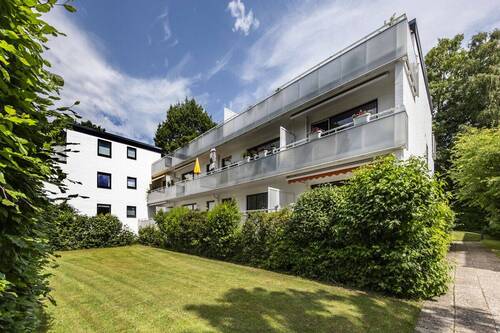 Außenansicht - 4 Zimmer Etagenwohnung zum Kaufen in Hamburg / Groß-Flottbek