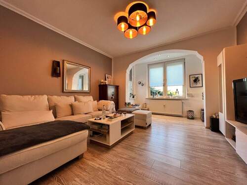 Erdgeschoss: Wohnzimmer - 