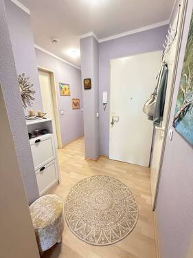 3 - 2 Zimmer Etagenwohnung in Berlin
