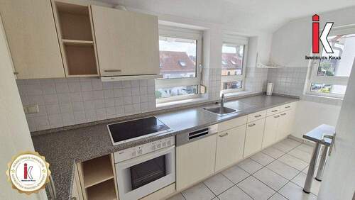 Bild 1 - Zur Auswahl: einziehen oder vermieten! Gemütliche 2-Zimmerwohnung in Altdorf
