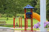 Spielplatz - 3 Zimmer Etagenwohnung zur Miete in Greifswald