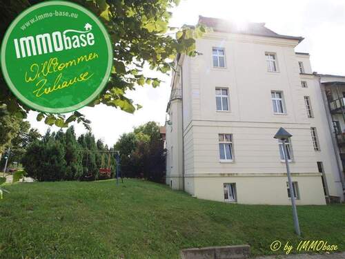 Willkommen Zuhause - Charmante Altbauwohnung im Dachgeschoss - FREI!