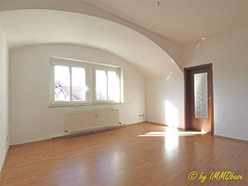 Wohnzimmer - Etagenwohnung mit 81,40 m&sup2; in Frankenberg zum Kaufen