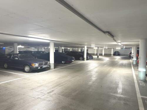 Tiefgaragenstellplatz - 13 große Tiefgaragenstellplätze in der Ulmer Weststadt