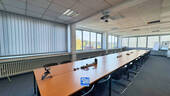 Besprechung - 