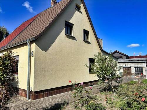 Ansicht DHH 2 - Familienfreundliches Haus mit großem Garten