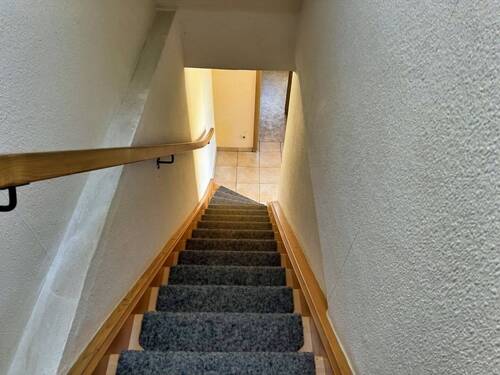 Treppe zum Obergeschoss - 