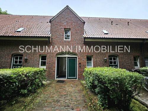 Jägerhaus Eingang - 2 Zimmer Etagenwohnung in Wilhelmshaven