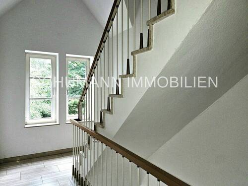 Treppenhaus zum DG - 