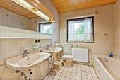 Badezimmer Erdgeschoss - 