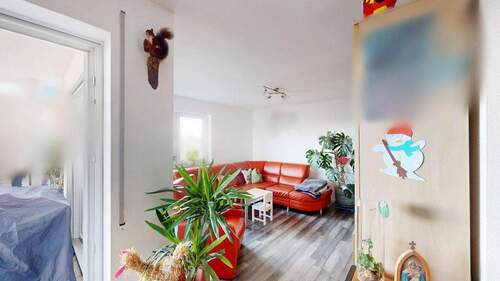 Wohnzimmer - 4 Zimmer Etagenwohnung zum Kaufen in Laupheim