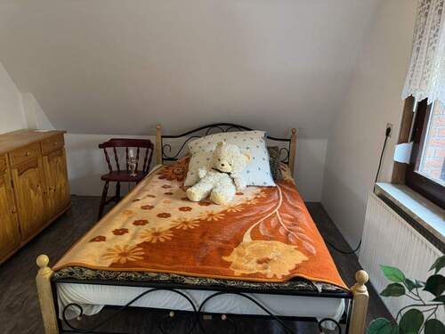 Schlafzimmer 2 Dachgeschoss - 