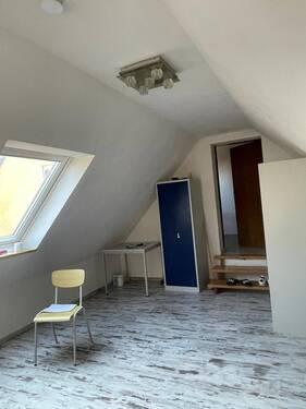 Schlafzimmer / Hobbyraum - 