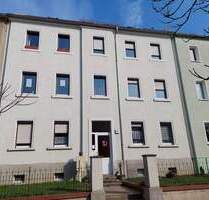 Helle 2-Zi.-Whg. mit Tageslichtbad - Roßwein