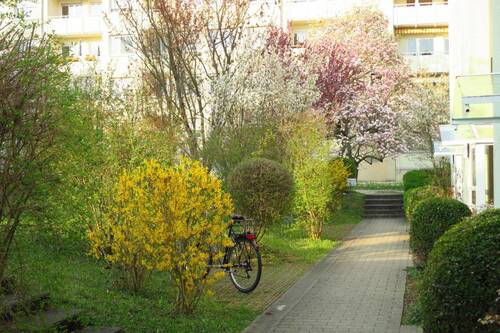 Eingangsbereich - Etagenwohnung mit 57,00 m&sup2; in Stuttgart-Degerloch zum Kaufen