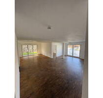 Gemütliche 3 Zimmer Gartenwohnung mit Garten u. Terrasse - Gauting OT-Oberbrunn