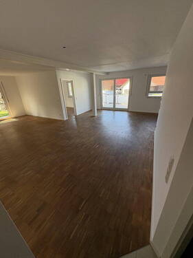 Bild 3 - 3 Zimmer Etagenwohnung in Gauting OT-Oberbrunn