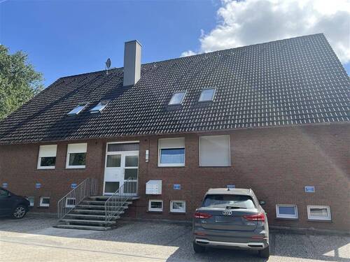 Stellplatz vor de Haus - Etagenwohnung in Cadenberge zum Kaufen