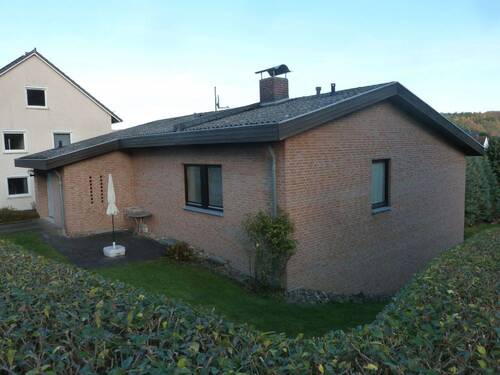 Seitenansicht - 5 Zimmer Einfamilienhaus in Kirchbrak