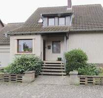 Ob Einfamilien- oder Zweifamilienhaus mit viel Platz und Raum in Lehrte-Immensen