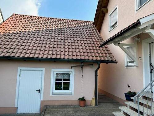 Außenansicht.jpg - 6 Zimmer Mehrfamilienhaus, Wohnhaus zum Kaufen in Schlammersdorf