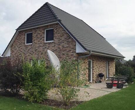 Beispiel Abbildungen mit Sonderleistungen - 4 Zimmer Einfamilienhaus in Engelbrechtsche Wildnis