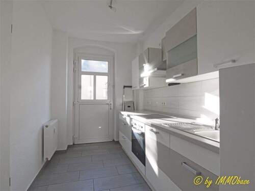 Küche mit Zugang zur Terrasse - 