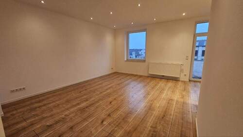 Wohnzimmer - Kernsanierte Designwohnung im Herzen von Bilk